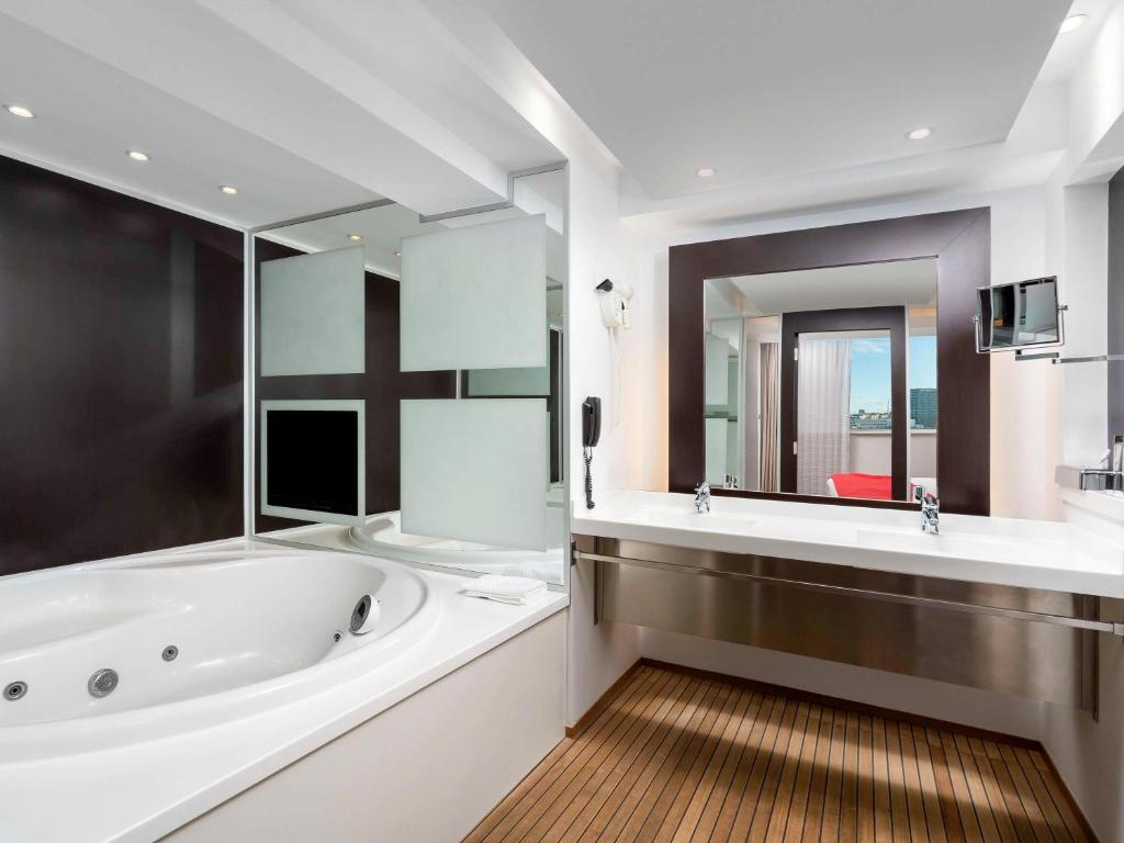 Novotel Bucharest City Centre